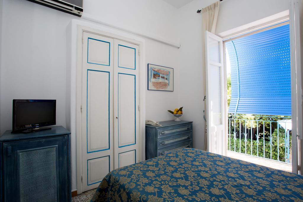 Hotel Poseidon 3*